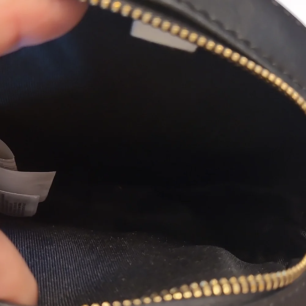 GAP Circular Crossbody Bag Shoulder Zip Around Circle Faux Leather Mini Handbag